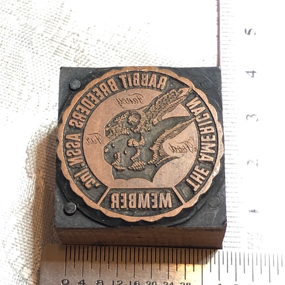 Antique Wooden Print Block Copper The American Rabbit Breeders Assn Inc Member - Picture 2 of 3